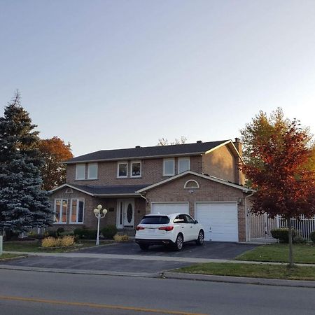 Comfort Rooms Near Toronto Airport Mississauga Zewnętrze zdjęcie